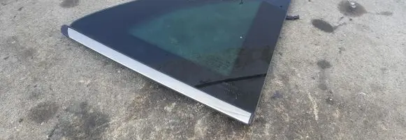 Citroen C3 Rear side window