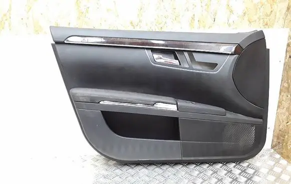 Mercedes-Benz S W221 Front door card panel trim A2217200172