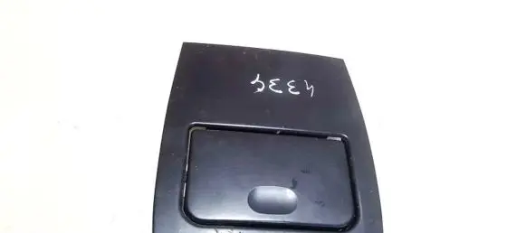 Peugeot 406 Car ashtray 9618086877 9618086677