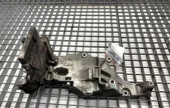 Peugeot Boxer Generator/alternator bracket 9807162780