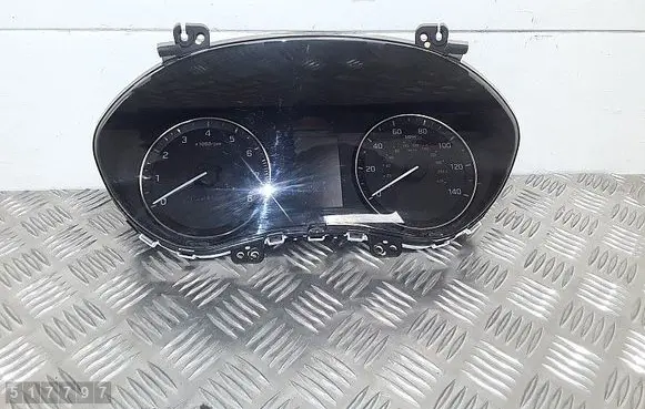Speedometer (instrument cluster)