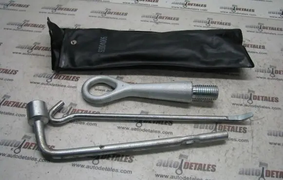 Mitsubishi Lancer X Tool set 