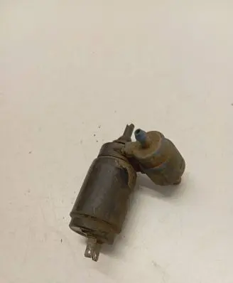 Volkswagen Transporter - Caravelle T4 Windscreen/windshield washer pump