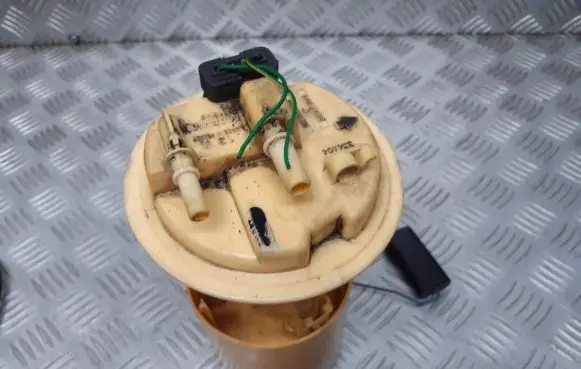 Peugeot Partner Fuel level sensor 9625476380