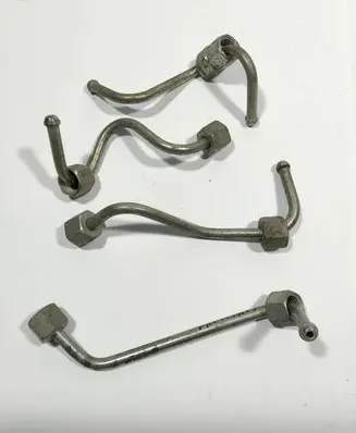 Opel Antara Fuel injector supply line/pipe 