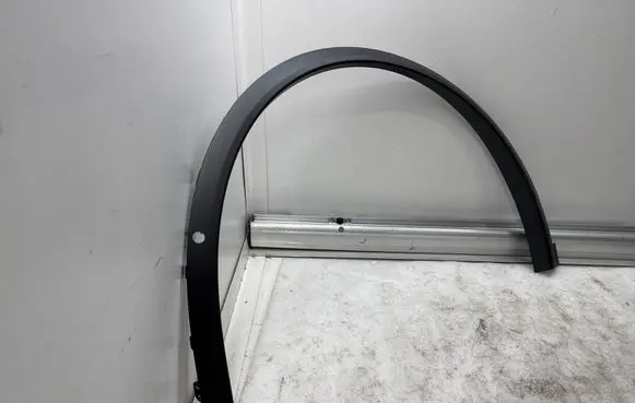 Tesla Model X Front arch trim 103528800P