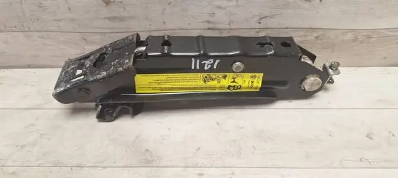 Volkswagen PASSAT B6 Lift Jack 1K0011031K 1K0011031