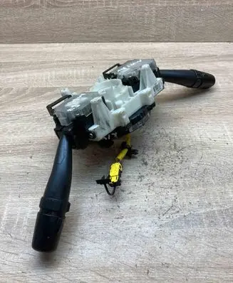 Hyundai Matrix Wiper turn signal indicator stalk/switch 9340017760 HA104N0122