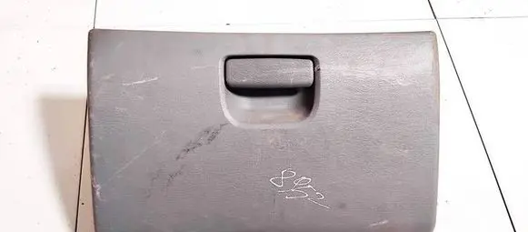 Chrysler Voyager Glove box cav4 cav.4