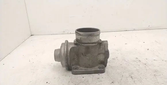 BMW 5 E39 EGR valve 721920