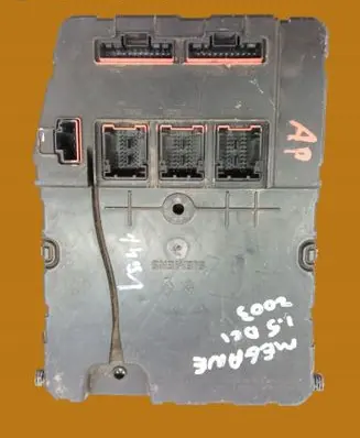 Renault Megane II Central body control module 8200305575