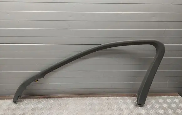 Mercedes-Benz S W222 Front door window/glass frame A2227270171