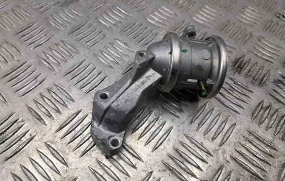 Audi A7 S7 4G EGR valve 06E131102B