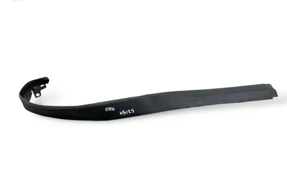 Opel Astra H Front bumper lip 13121998 375768702