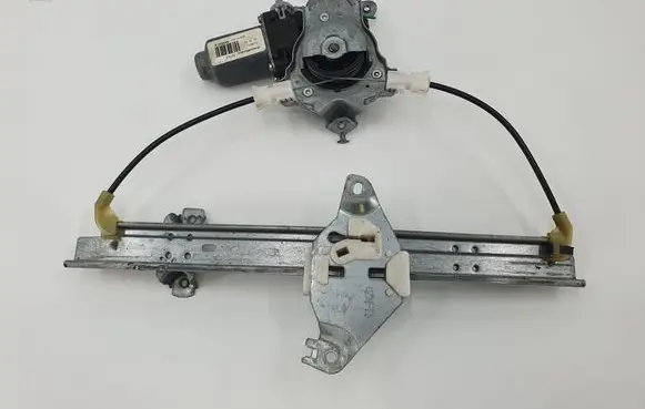 Nissan Qashqai Rear door window regulator with motor 402052A