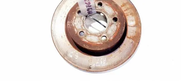 Ford Focus Rear brake disc neventiliuojamas