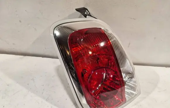 Fiat 500 Rear/tail lights 51885550