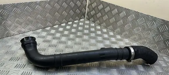Suzuki Grand Vitara II Intercooler hose/pipe