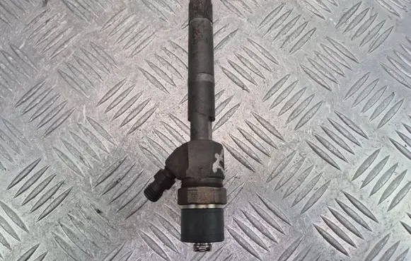 Fuel injector
