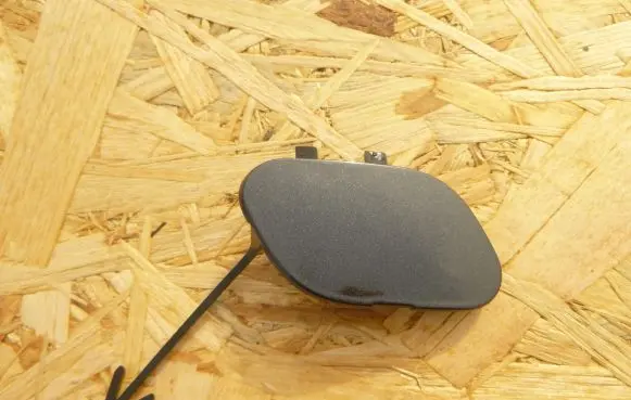 Opel Corsa E Front tow hook cap/cover 13399230