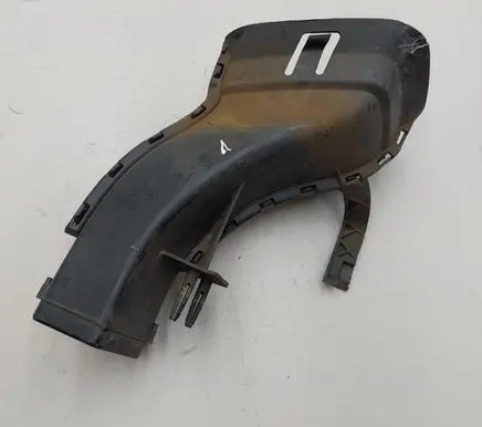 Brake cooling air channel/duct