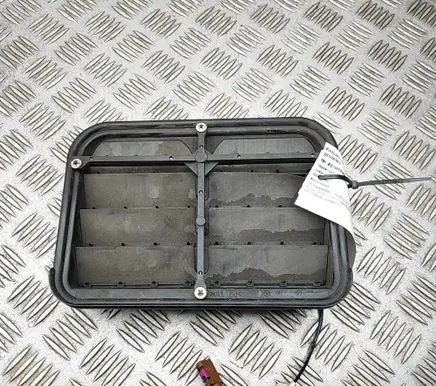 Mercedes-Benz S C217 Quarter panel pressure vent A2228301403