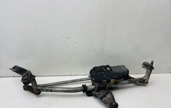 Volkswagen PASSAT B6 Front wiper linkage and motor 3C1955119