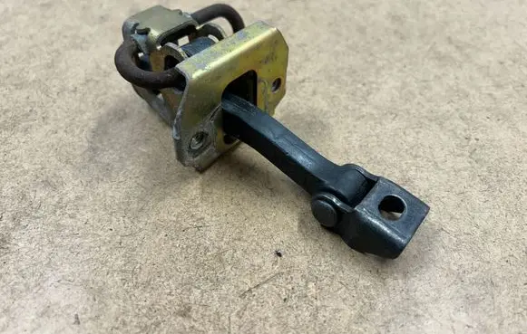 BMW 3 E46 Front door check strap stopper 51218160959 8160959