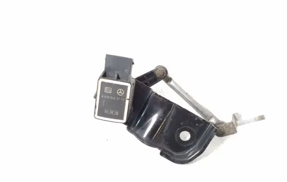 Headlight/headlamp level sensor