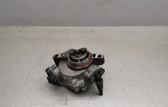Peugeot 508 Vacuum pump 9684786780