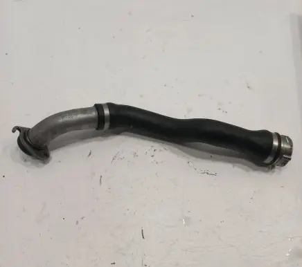 BMW 7 E65 E66 Intercooler hose/pipe 7789176