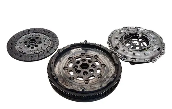 Skoda Octavia Mk2 (1Z) Clutch set kit 123046310 323064110