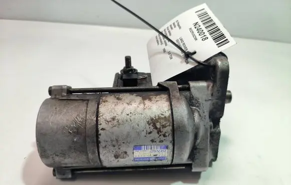 Land Rover Defender Starter motor 2280007220