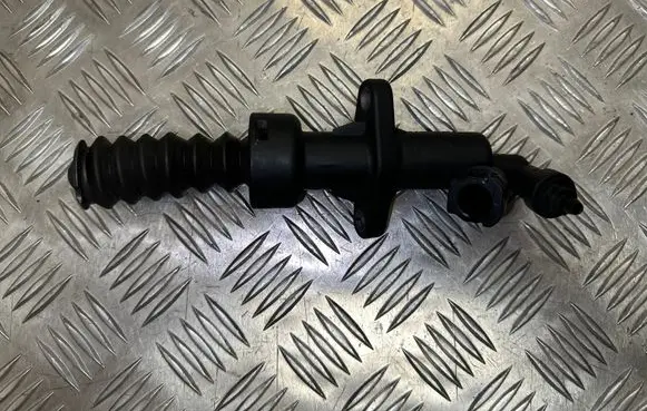 Citroen DS5 Clutch slave cylinder 9684276480