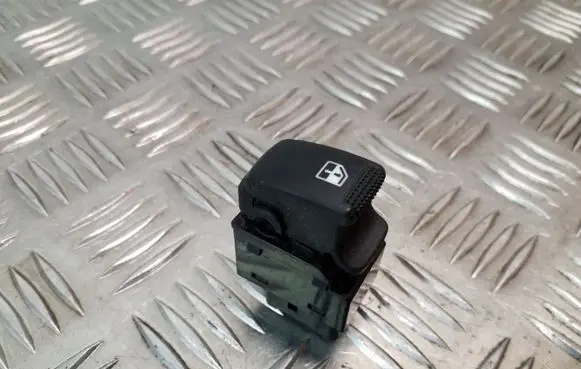Hyundai Tucson JM Electric window control switch