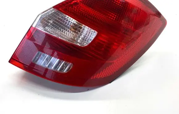 Skoda Fabia Mk1 (6Y) Rear/tail lights 5J6945096
