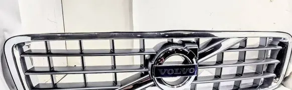 Volvo XC90 Front bumper upper radiator grill 31333284 31316045