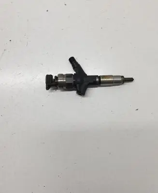 Subaru Forester SH Fuel injector 16613AA030