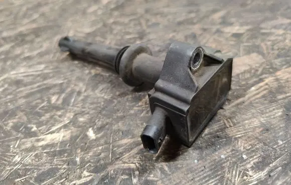 Jaguar XJ X351 High voltage ignition coil 0221604022