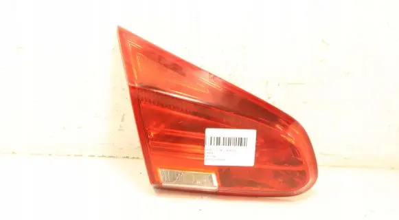 KIA Ceed Rear/tail lights E1313529