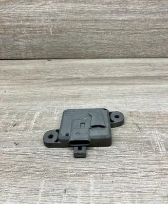 Opel Vectra B Airbag deployment crash/impact sensor 24435972 5WK43039
