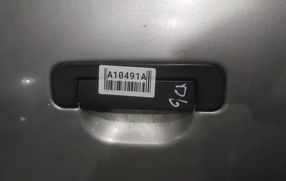Audi A4 S4 B5 8D Front door exterior handle 