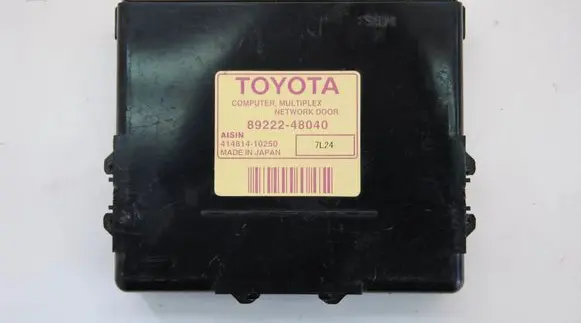 Lexus RX 330 - 350 - 400H Other devices 8922248040