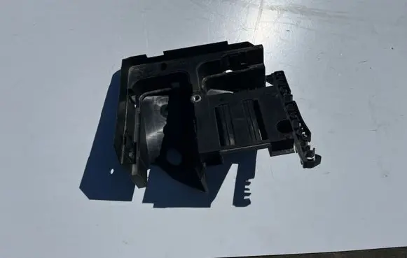 Volkswagen Caddy Fuse box cover 1K0907361C
