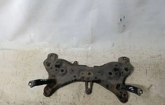 Nissan Note (E12) Front subframe