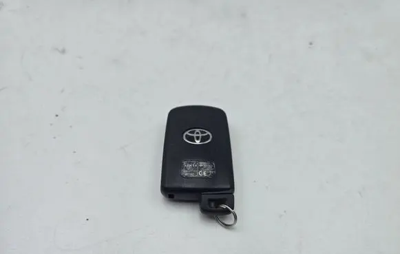 Toyota Auris E180 Ignition key/card 
