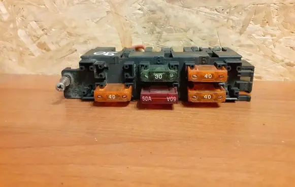 Mercedes-Benz S W140 Fuse box set 1405450101