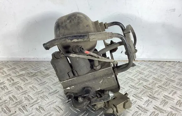 Mercedes-Benz SL R230 Air suspension valve block A2203200358 A2203280031 A2209970136