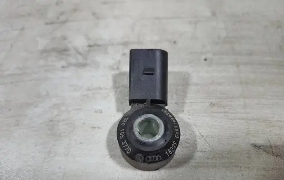 Detonation knock sensor