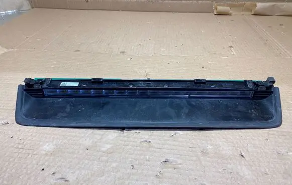 Mercedes-Benz S W222 Third/center stoplight A2229062801 ZGS00